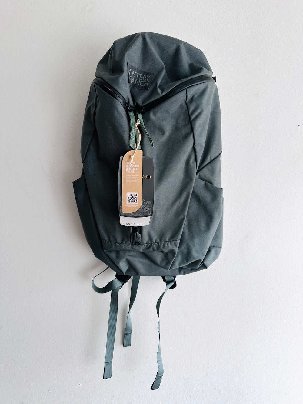 MYSTERY RANCH Catalyst Backpack 22L (Mineral Gray)