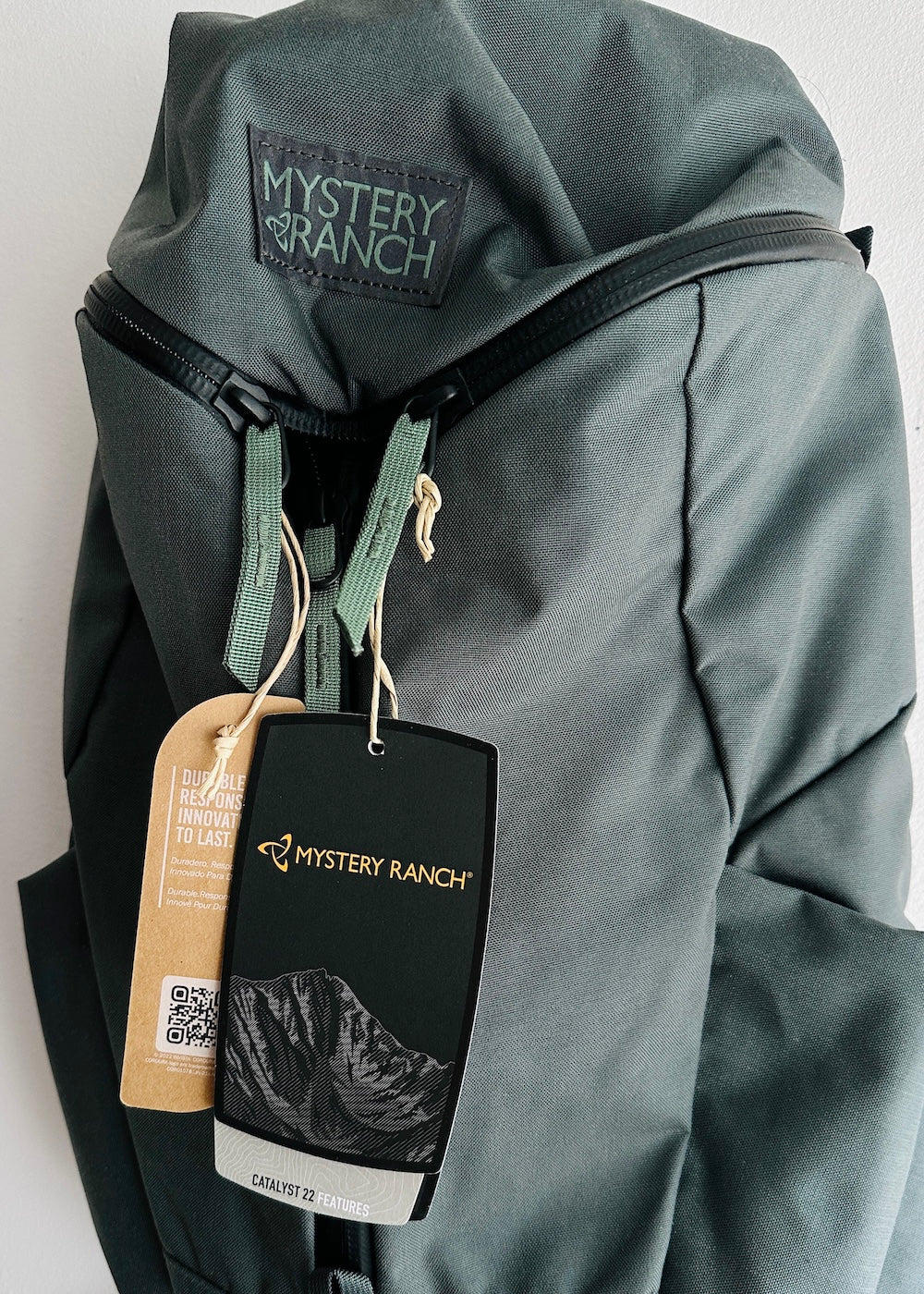MYSTERY RANCH Catalyst Backpack 22L (Mineral Gray)